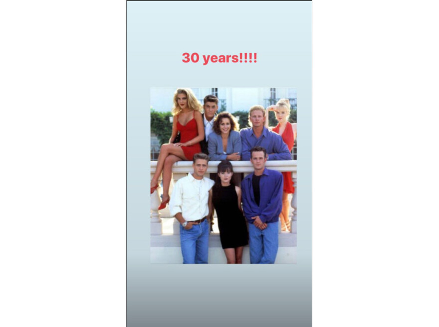 «Χτυποκάρδια στο Μπέβερλι Χιλς»: Η «παρέα» γιορτάζει στα social media τα 30 χρόνια της σειράς 
