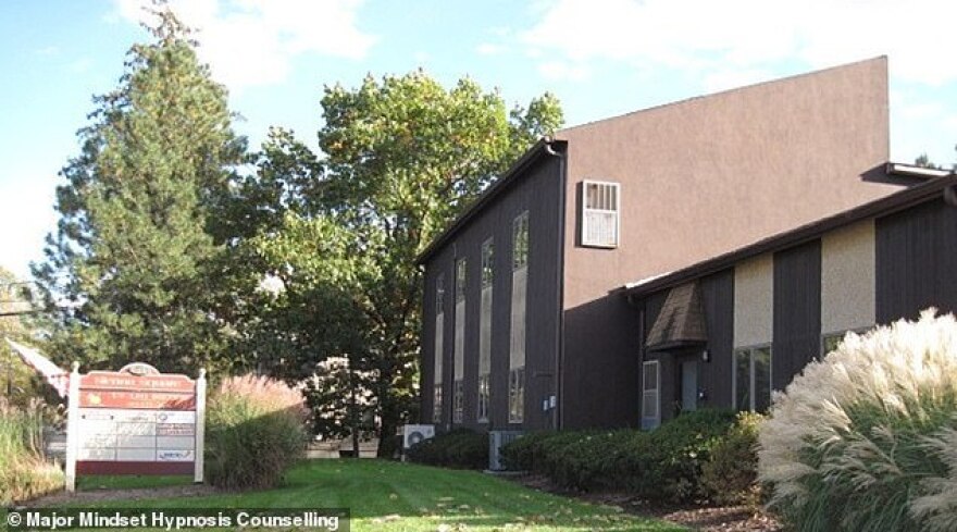 ΗΠΑ: Υπνωτιστής κατηγορείται για σεξουαλική επίθεση - Έκανε «εξέταση προστάτη» στους πελάτες του 