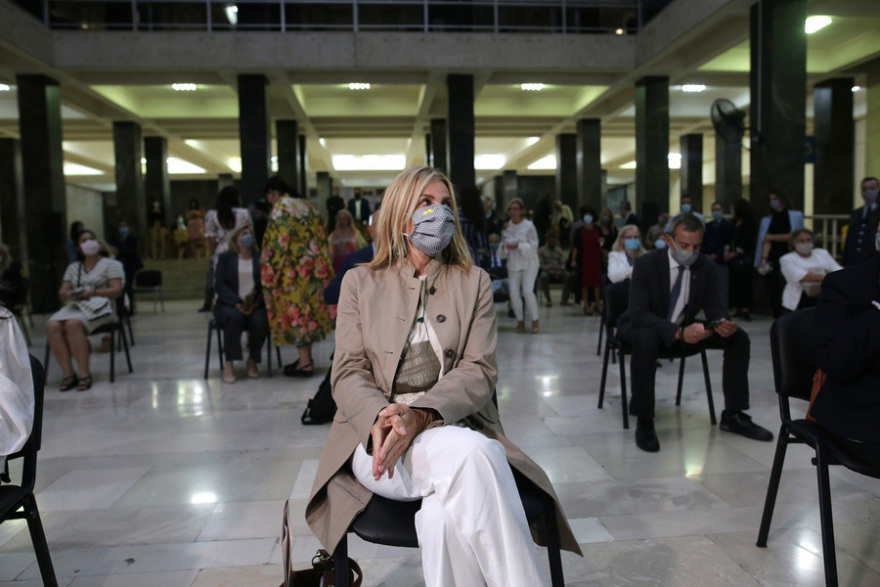 Θεσσαλονίκη: Η Μαρέβα Μητσοτάκη στα εγκαίνια χώρου για τα κακοποιημένα παιδιά