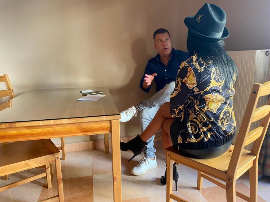 Κύκλωμα μαστροπείας: «Μας κρατούσε ομήρους με κόκα και εκβιασμούς»