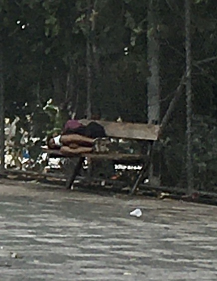 Ναρκωτικά: Φωτογραφίες-σοκ από το «μαύρο τετράγωνο» της Αθήνας