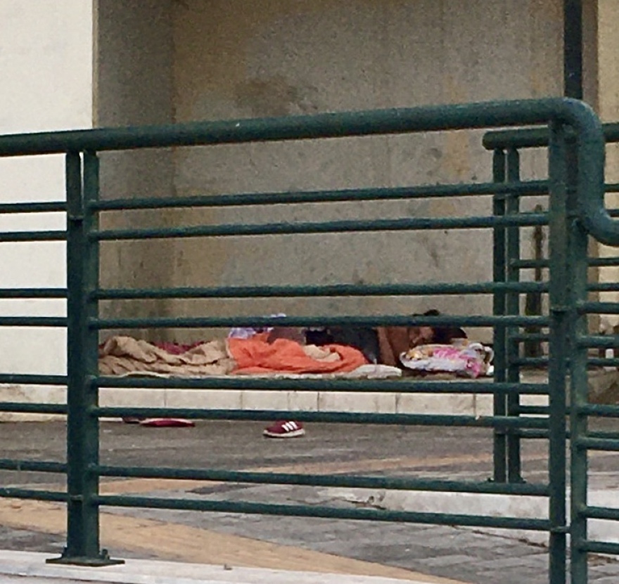 Ναρκωτικά: Φωτογραφίες-σοκ από το «μαύρο τετράγωνο» της Αθήνας