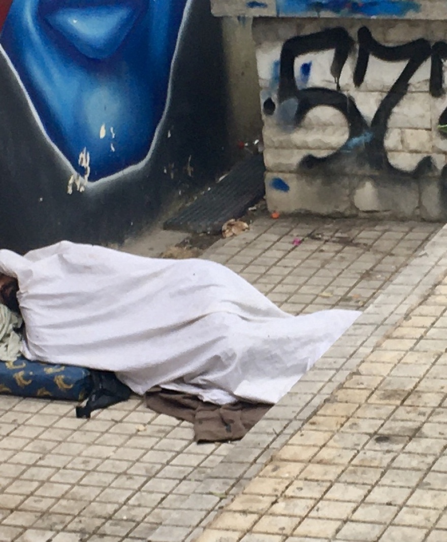 Ναρκωτικά: Φωτογραφίες-σοκ από το «μαύρο τετράγωνο» της Αθήνας