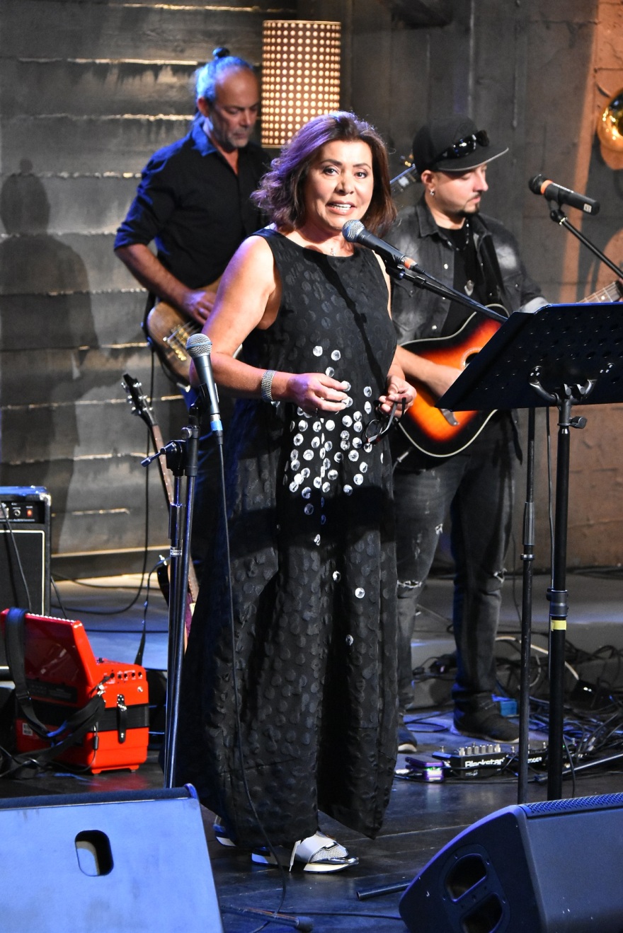 «Στην υγειά μας ρε παιδιά»: Ο Σπύρος Παπαδόπουλος επιστρέφει με ένα ξεχωριστό  αφιέρωμα στον Λαυρέντη Μαχαιρίτσα