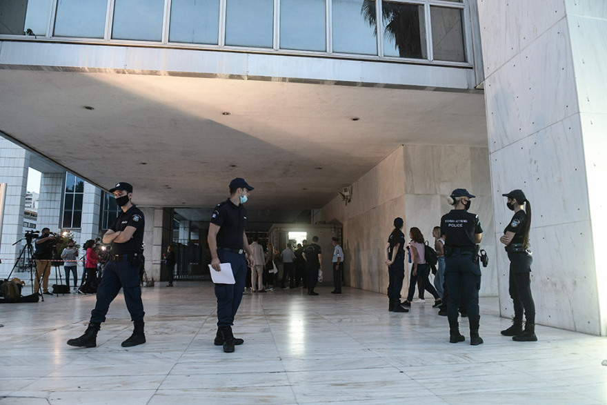 Δίκη Χρυσής Αυγής: Ποιοι δρόμοι είναι κλειστοί γύρω από το Εφετείο - Πού έχει κίνηση