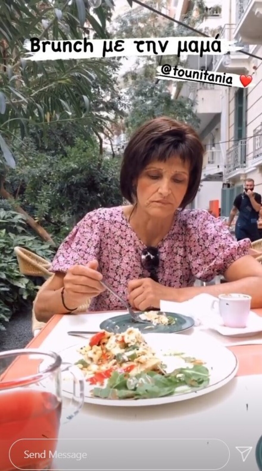 Ιωάννα Τούνη: Με τη μαμά της για brunch