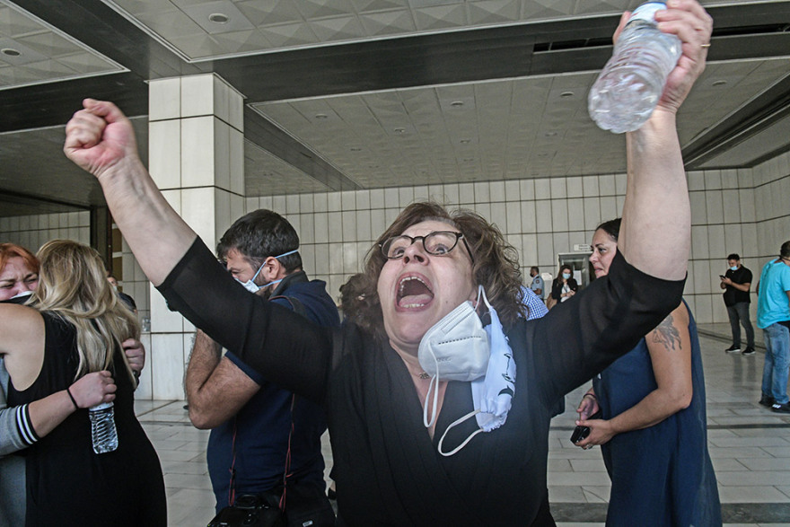 Δίκη Χρυσής Αυγής - Μάγδα Φύσσα: «Ο Παύλος τα κατάφερε... Γιε μου!»