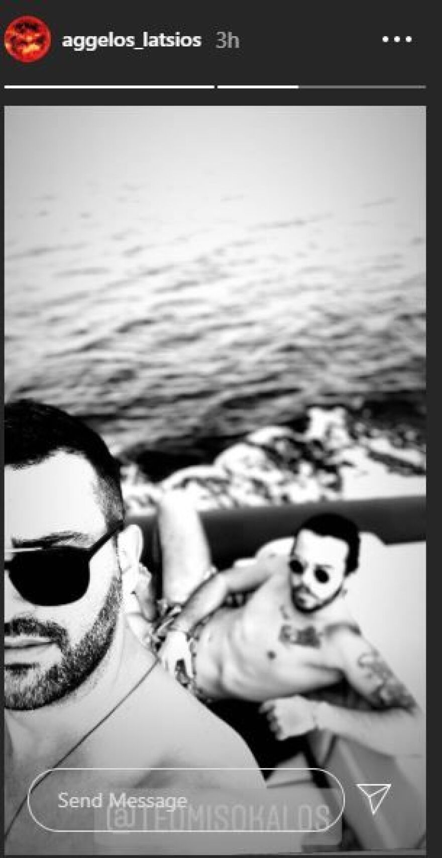 Άγγελος Λάτσιος: Με κοτσίδα και τατουάζ ο γιος της Μενεγάκη