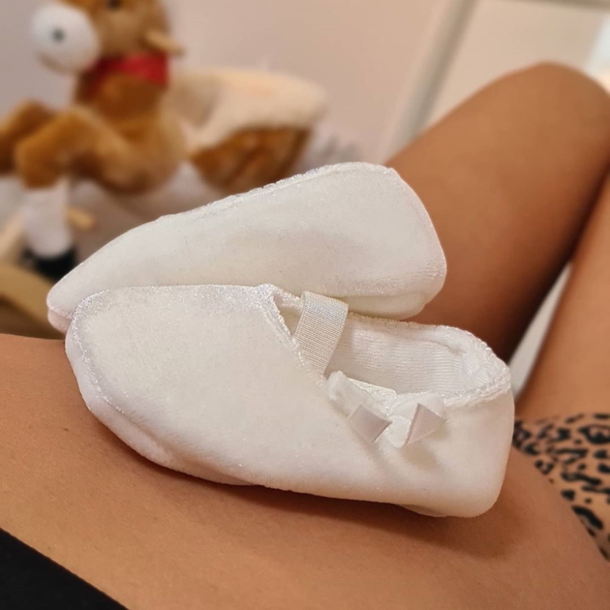 Βασιλική Μιλλούση: Φωτογραφίζει τη φουσκωμένη κοιλιά της στον έβδομο μήνα 