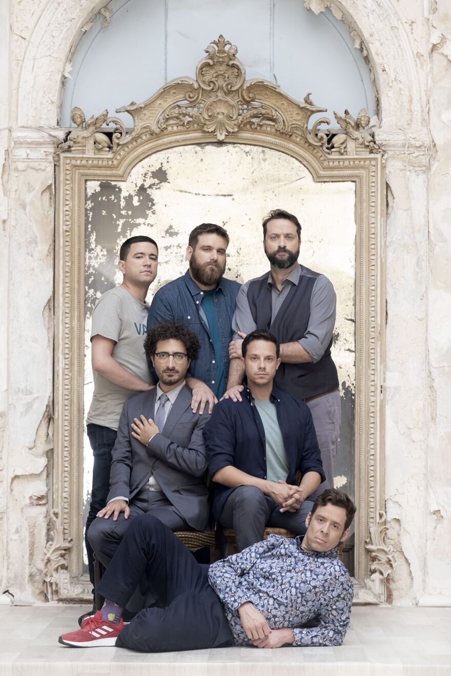 «Απόψε Μόνο»: Το all star comedy club με τον Λάμπρο Φισφή έρχεται στο Mega