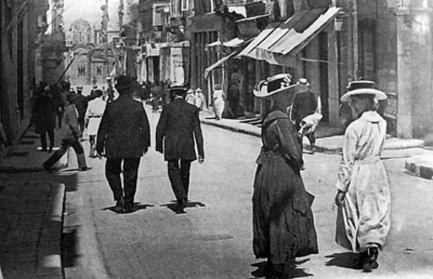 Χειμωνιάτικος πυρετός στην Ερμού