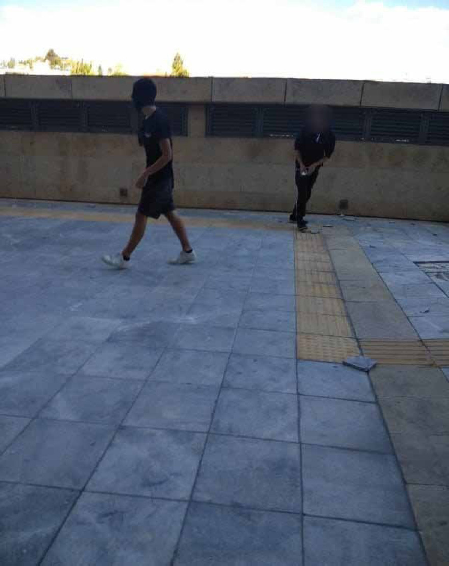 Ένταση στην Κατεχάκη για τα επεισόδια έξω από το υπουργείο Παιδείας