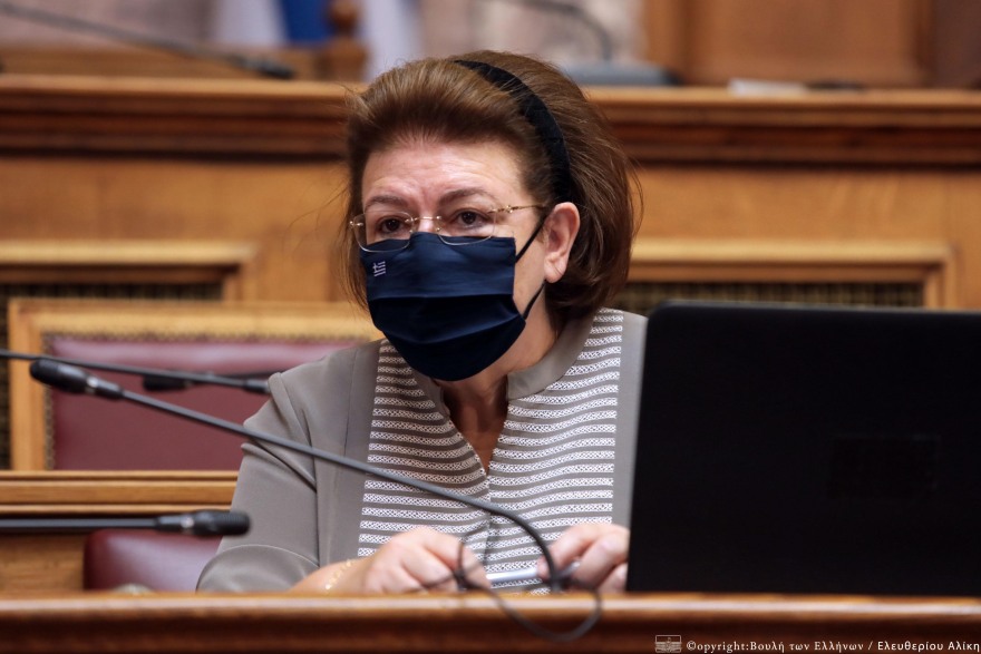 Λίνα Μενδώνη: Χωρίς θέατρο και σινεμά θα καταλήξουμε στον ψυχίατρο