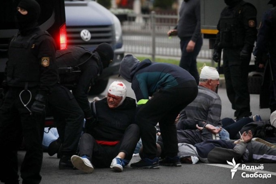 Λευκορωσία: Δεκάδες συλλήψεις στη μεγάλη αντικυβερνητική διαδήλωση στο Μινσκ