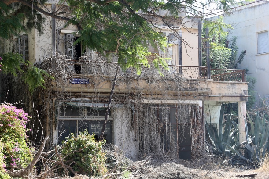 Αμμόχωστος: Αποκάλυψη τουρκικής βαρβαρότητας στο Βαρώσι - Δείτε φωτογραφίες