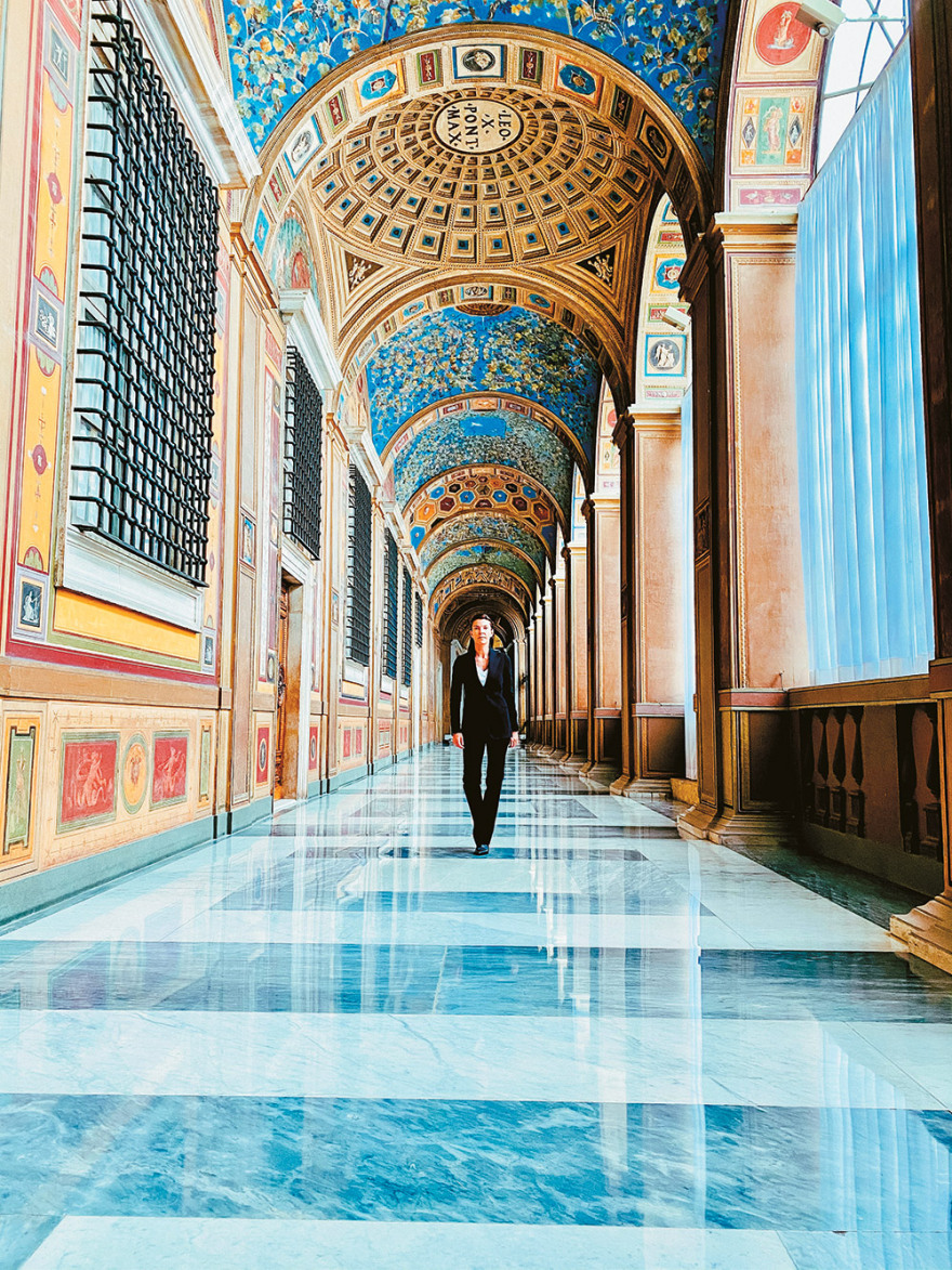 Μαρίνα Βερνίκου στο Βατικανό: «Θέλω να δω τον Πάπα», και τον είδε