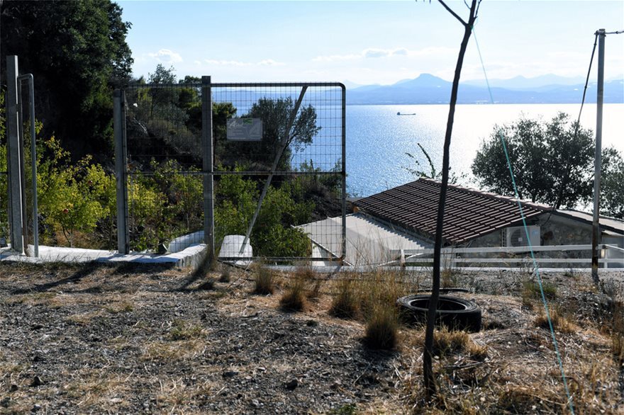 Διπλή δολοφονία στο Λουτράκι: Σεσημασμένος ο βασικός ύποπτος - Τους σκότωσε με μπαλτά