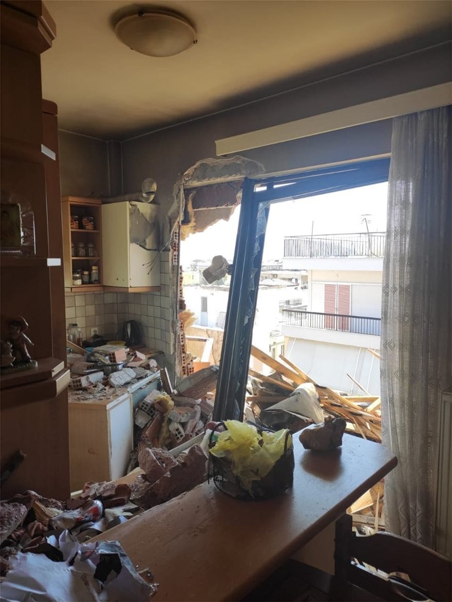 Κακοκαιρία στο Νέο Ηράκλειο: Πέταξε μέχρι και... σκυλί από τους σφοδρούς ανέμους