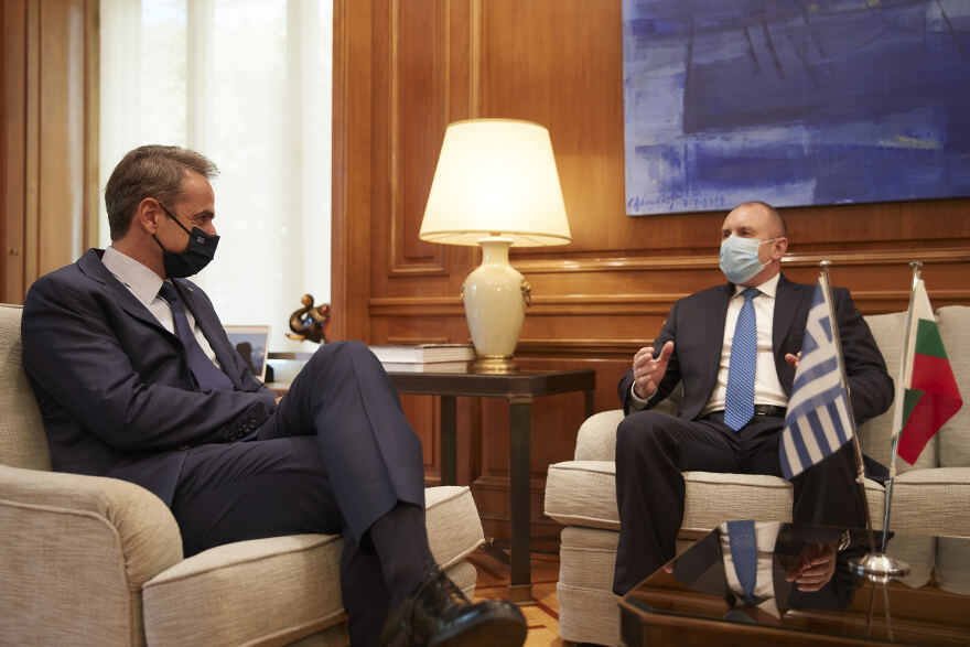 Ο Μητσοτάκης παρουσίασε τις προκλητικές ενέργειες της Τουρκίας στον πρόεδρο της Βουλγαρίας
