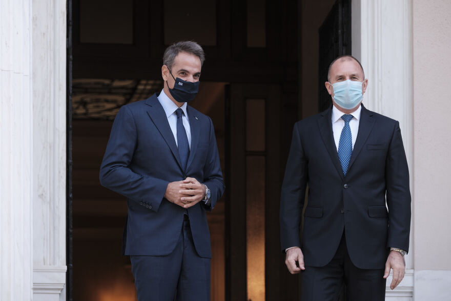 Ο Μητσοτάκης παρουσίασε τις προκλητικές ενέργειες της Τουρκίας στον πρόεδρο της Βουλγαρίας