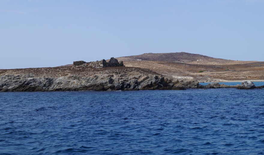 Ρήνεια: Τον τόπο καραντίνας του 19ου αιώνα «φωτίζουν» οι αρχαιολόγοι