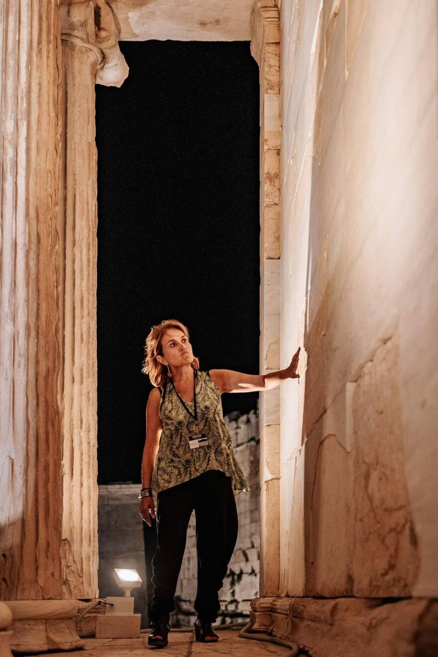 Η βραβευμένη Ελευθερία Ντεκώ επί τω έργω: Αποκλειστικές φωτογραφίες 