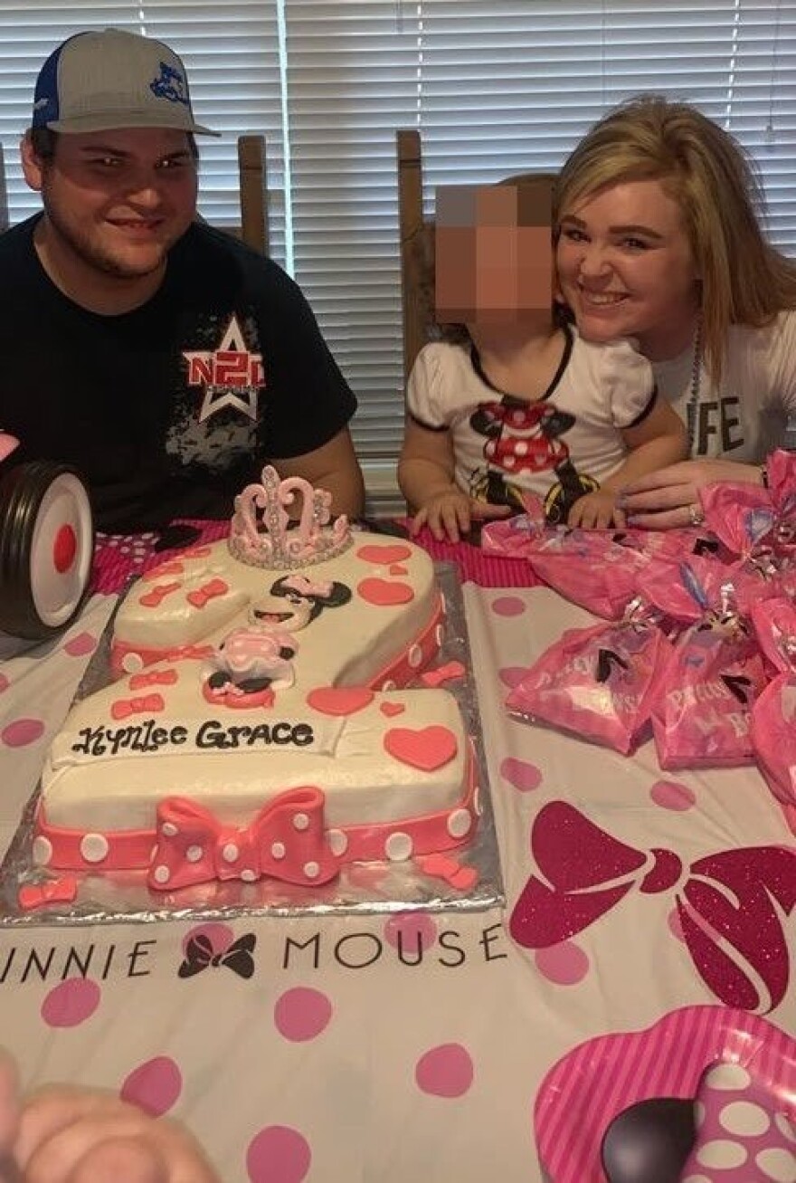 ΗΠΑ: Δολοφόνησε την έγκυο φίλη της και της άρπαξε το μωρό μέσα από την κοιλιά