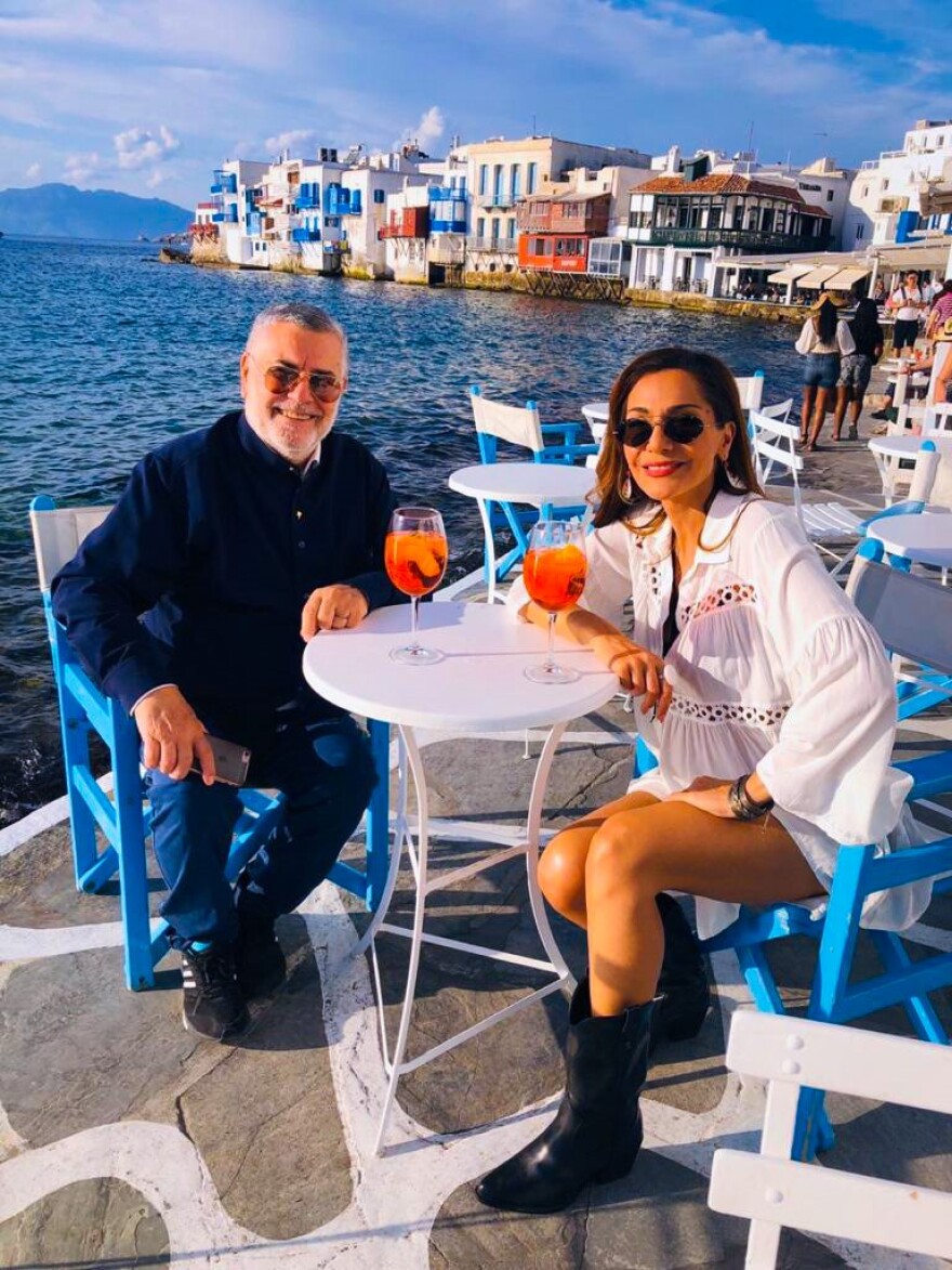 «My Greece»: Η Δέσποινα Βανδή ταξιδεύει με τον Μάκη Τσέλιο στη Μύκονο