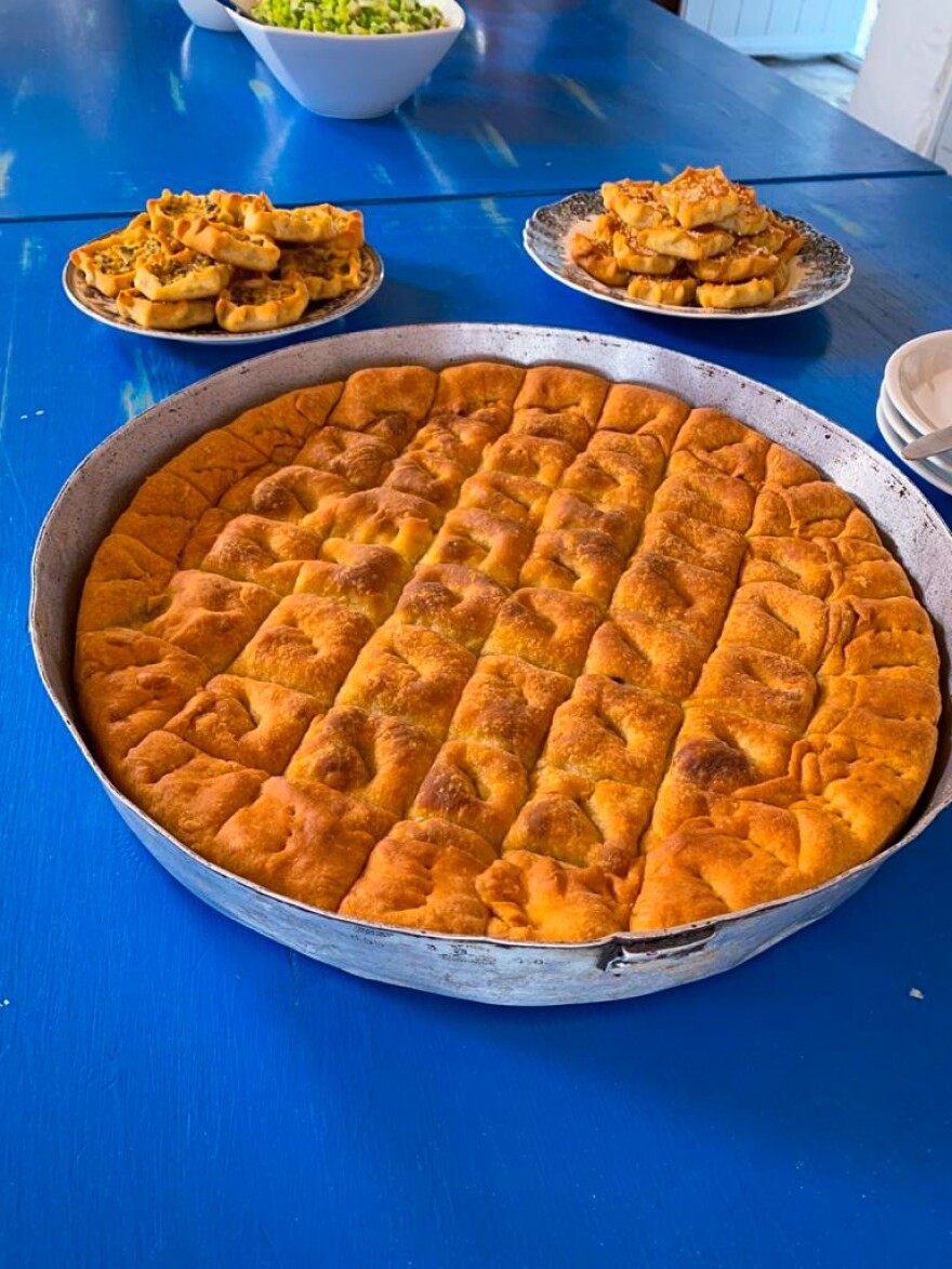 «My Greece»: Η Δέσποινα Βανδή ταξιδεύει με τον Μάκη Τσέλιο στη Μύκονο