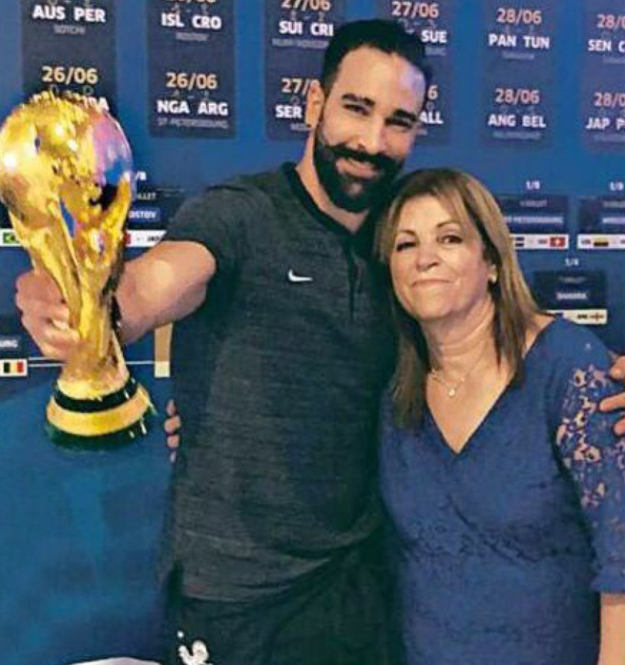 Ο Αντίλ Ραμί βγάζει στη φόρα τα άπλυτα της Πάμελα Άντερσον 