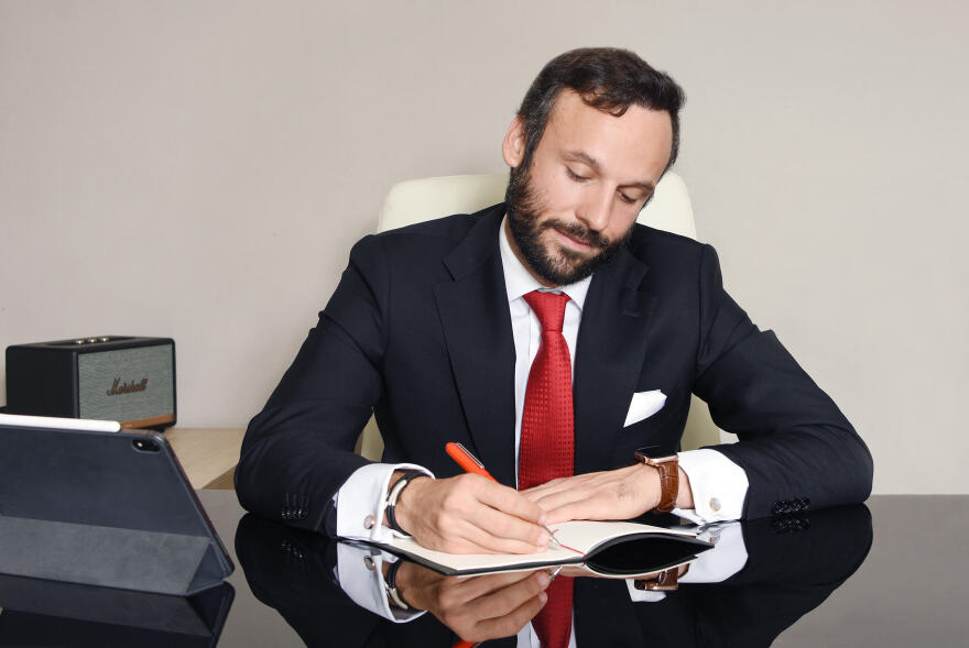 Πειραιάς: Ασέλγησε σε 7χρονη και κυκλοφορούσε ελεύθερος δυο χρόνια 