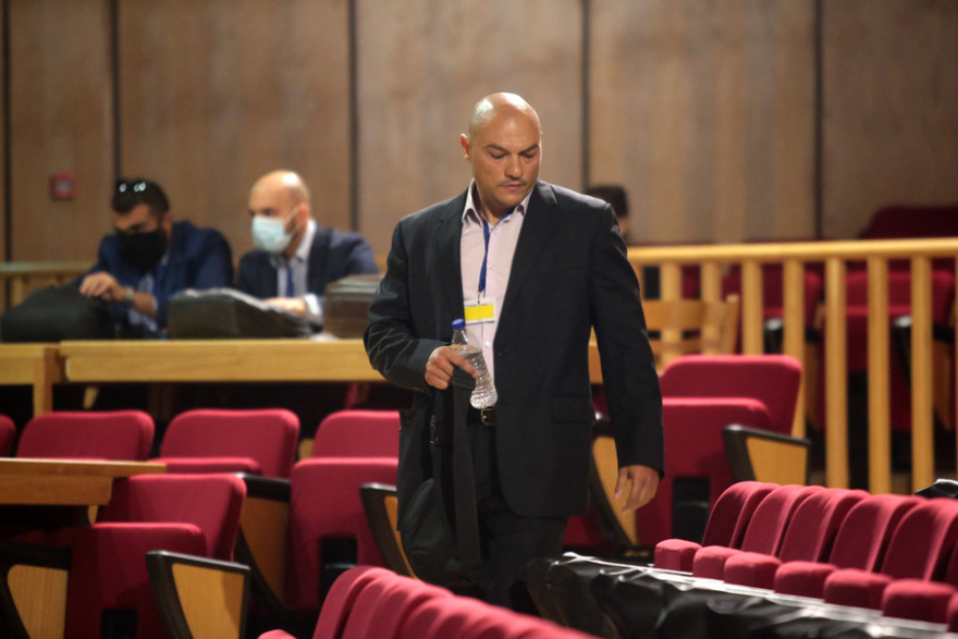 Δίκη ΧΑ - Μιχαλολιάκος: Το μόνο που έκανα, ήταν που σήκωνα το δεξί χέρι - Κασιδιάρης: Εξοντωτική η ποινή των 13 ετών