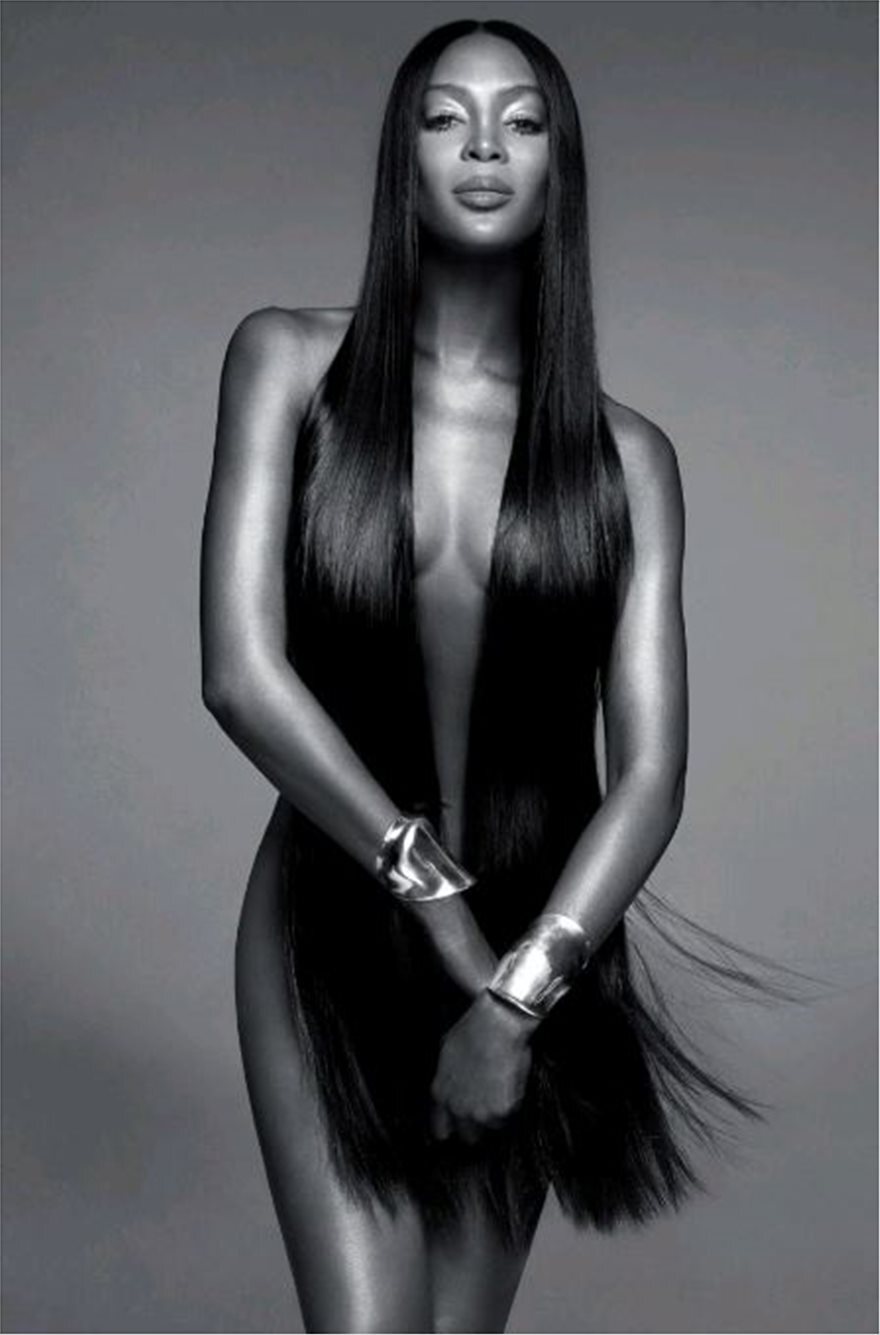 Παλαίμαχος ποδοσφαιριστής αποκαλύπτει: «Σκληρή στο κρεβάτι η Ναόμι - Σεξ για ώρες σε πισίνα με την Κάρμεν Ηλέκτρα»