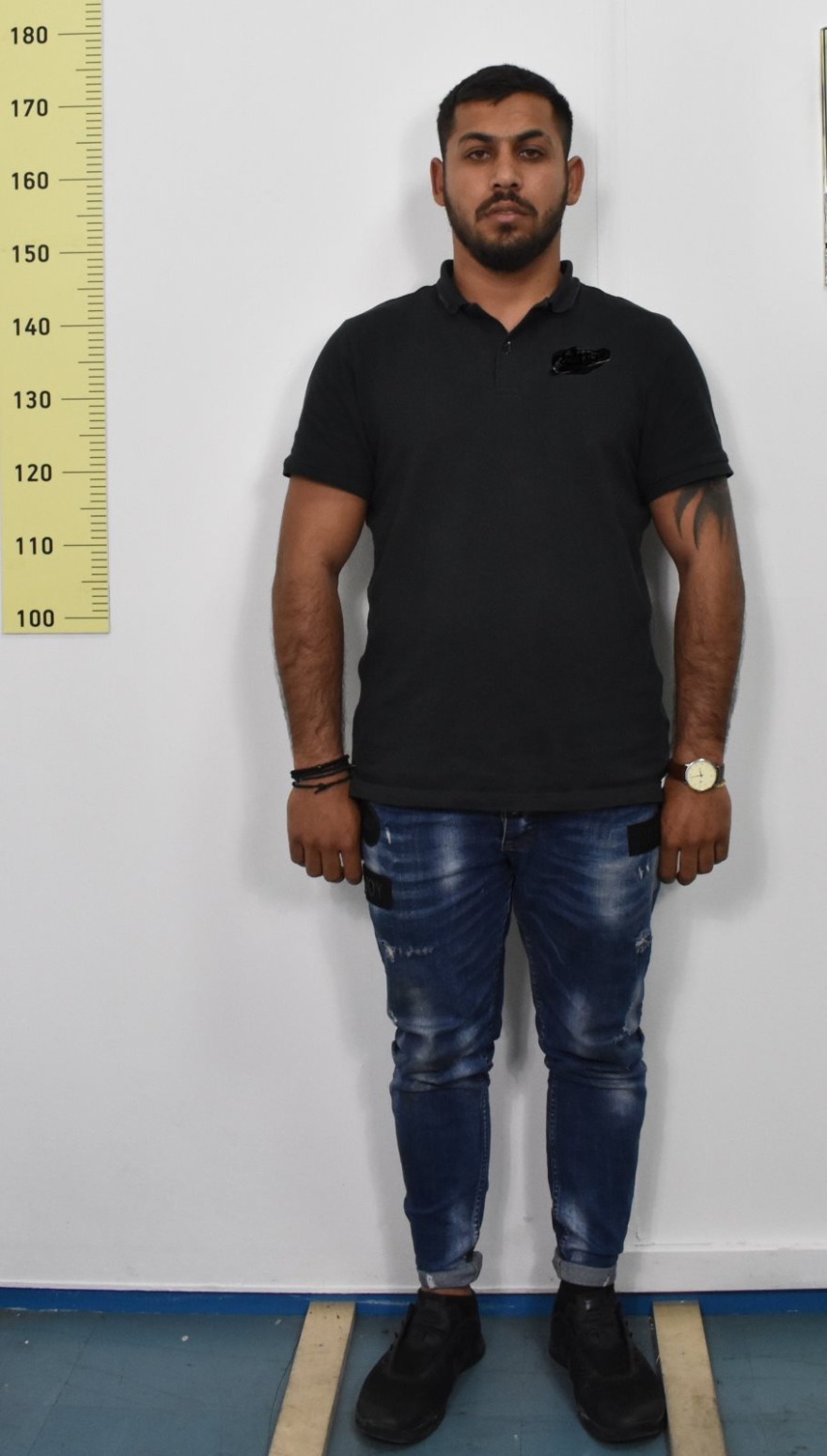 Κλέφτες «σήκωναν» χρήματα και κοσμήματα αφού έκαναν τους ενοικιαστές - Δείτε τις φωτογραφίες τους