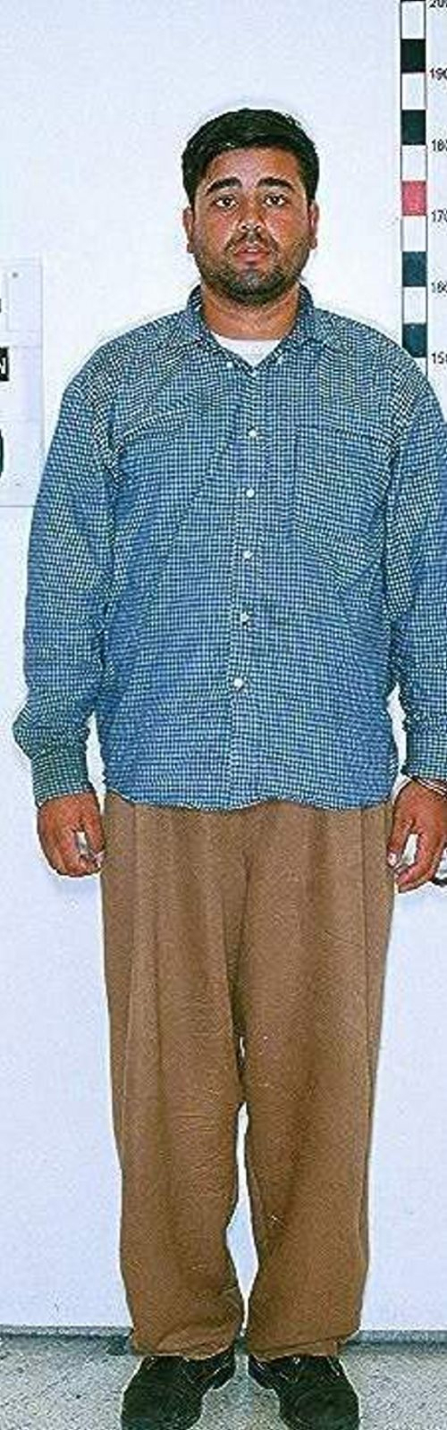 Κλέφτες «σήκωναν» χρήματα και κοσμήματα αφού έκαναν τους ενοικιαστές - Δείτε τις φωτογραφίες τους