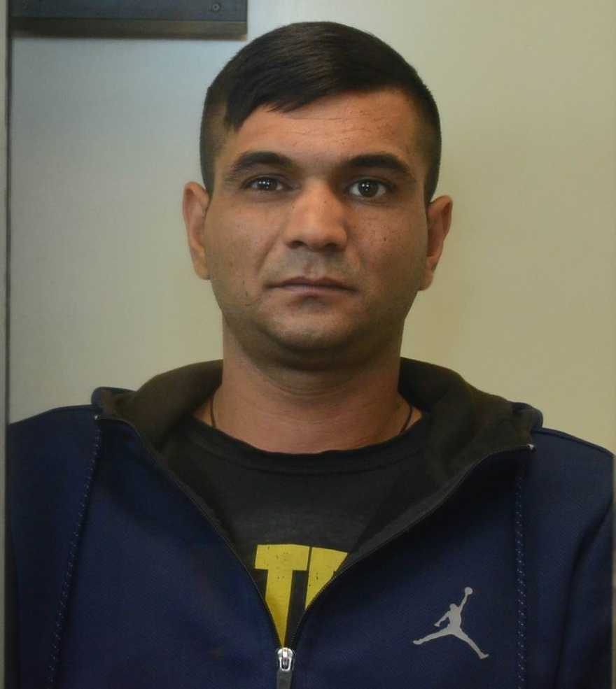 Κλέφτες «σήκωναν» χρήματα και κοσμήματα αφού έκαναν τους ενοικιαστές - Δείτε τις φωτογραφίες τους