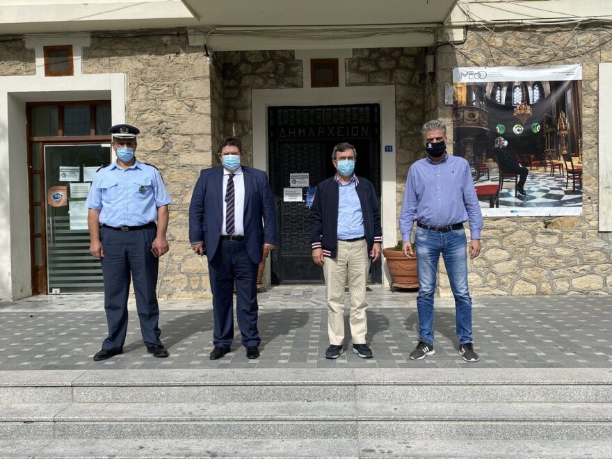 Στον Έβρο μαζί με τον πρωθυπουργό ο Λευτέρης Οικονόμου 