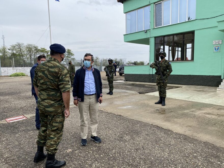 Στον Έβρο μαζί με τον πρωθυπουργό ο Λευτέρης Οικονόμου 