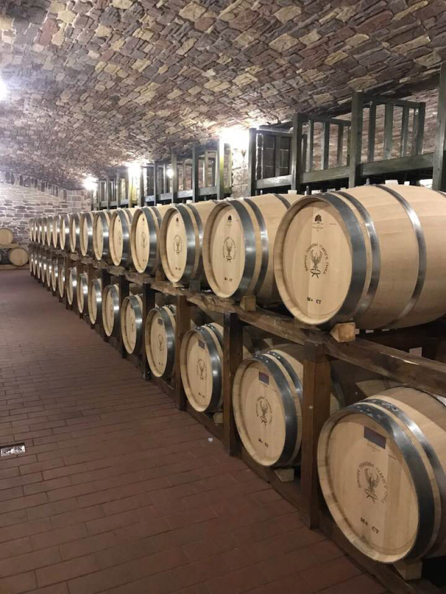 Βαλέριος Ασλανίδης: Ο πρώτος Έλληνας που έκανε το εμβόλιο για τον κορωνοϊό και φτιάχνει το Chardonnay του Πόντου