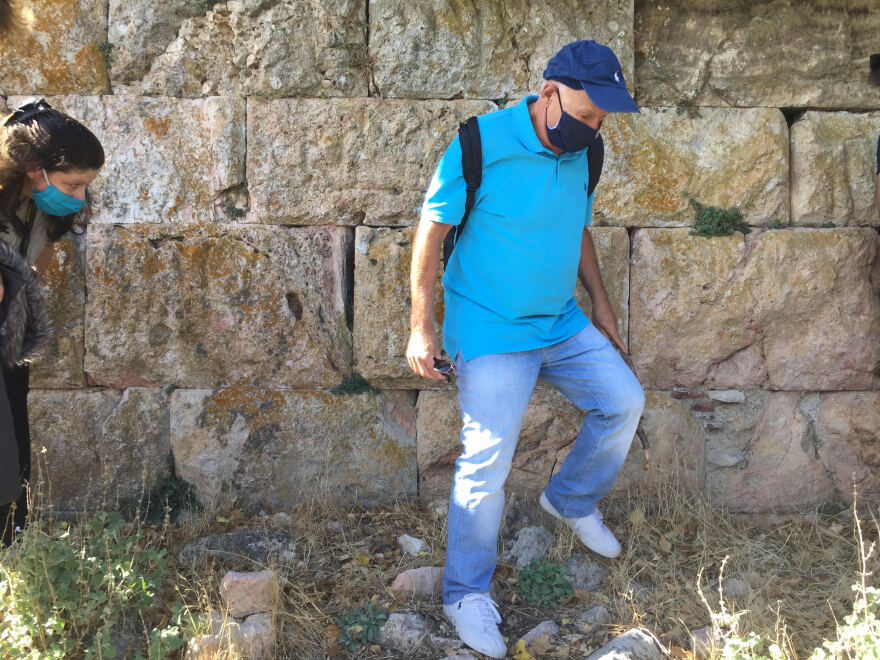 Σεισμός: Το protothema.gr στην ξενάγηση για το ρήγμα της Πάρνηθας 