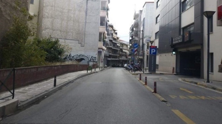 Κορωνοϊός - Κοζάνη: Για τέταρτη ημέρα σε καραντίνα - Άδειοι και έρημοι οι δρόμοι 