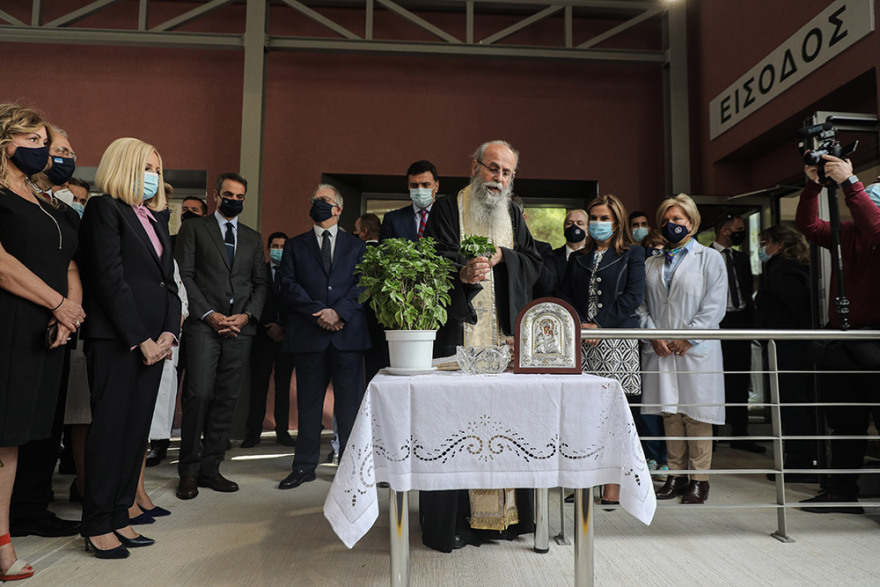 Μητσοτάκης: «Δέσμευση της κυβέρνησης να αυξηθούν οι ΜΕΘ»