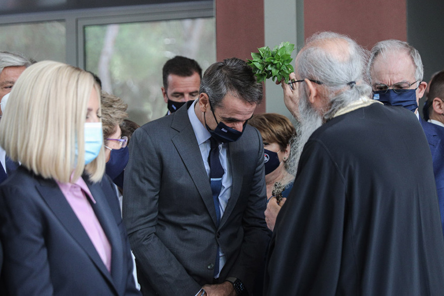 Μητσοτάκης: «Δέσμευση της κυβέρνησης να αυξηθούν οι ΜΕΘ»