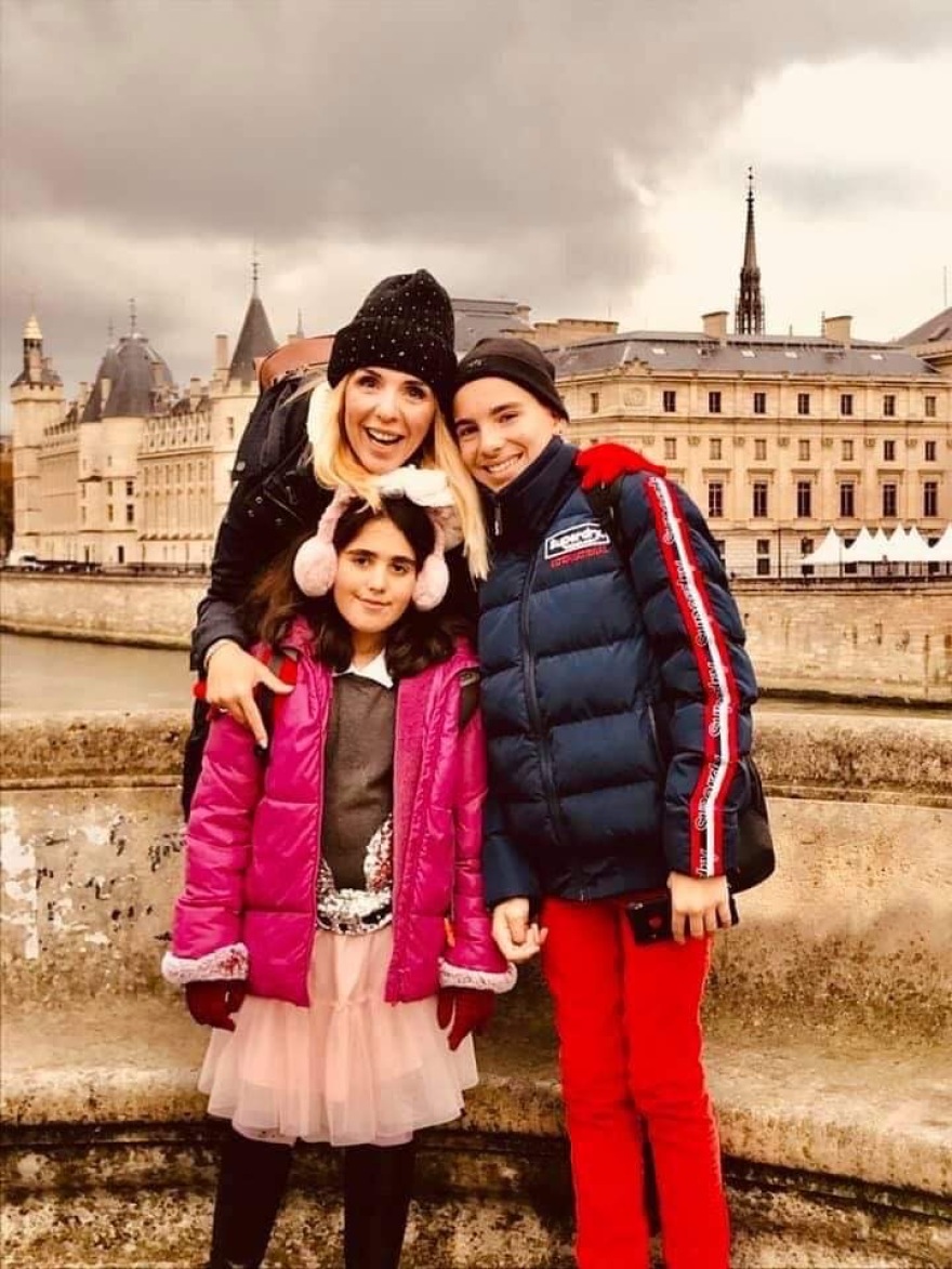 Προδημοσίευση βιβλίου - «Θα μ’ αγαπάς όταν δεν θα σε θυμάμαι;»: Η κατάθεση ψυχής της δημοσιογράφου Ρένας Κουβελιώτη