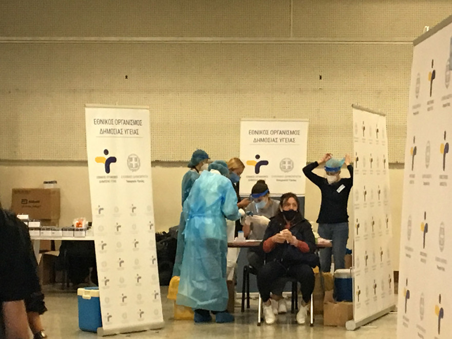 Κορωνοϊός: Δωρεάν rapid test στο Σύνταγμα - Παρόντες Κικίλιας και Αρκουμανέας