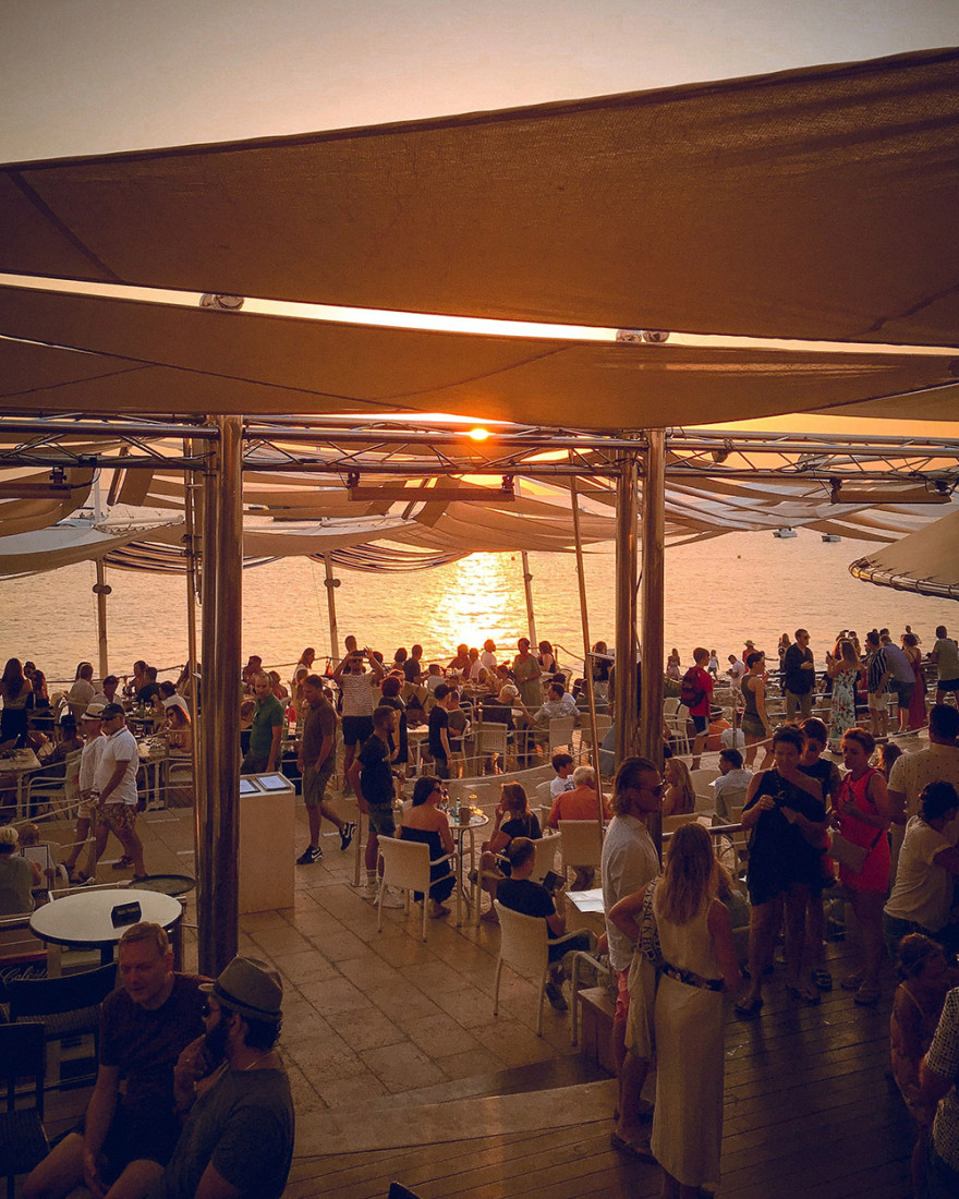 Χοσέ Παντίγια: «Έφυγε» ο άνθρωπος που... έντυνε με ήχους τα ηλιοβασιλέματα στην Ίμπιζα