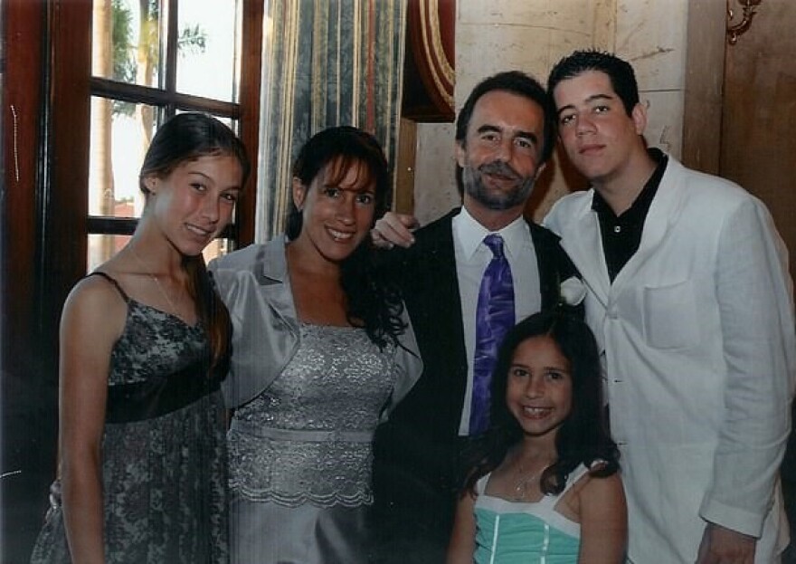 Η συγκλονιστική ιστορία του Μπερντ Βολσλέγκερ: Ο γιος του βασανιστή του Άουσβιτς που έγινε Εβραίος 