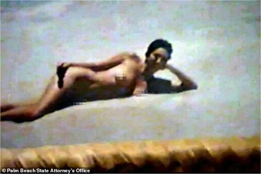 Γκισλέιν Μάξγουελ: Στο φως η 418 σελίδων κατάθεση για τη σεξουαλική ζωή της προφυλακισμένης Βρετανίδας μαστροπού