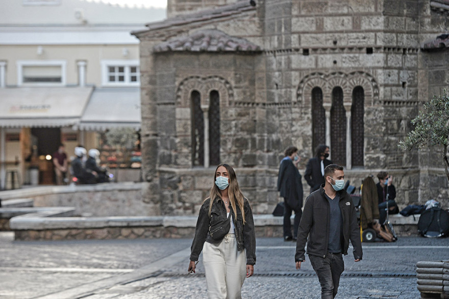 Μέτρα για τον κορωνοϊό: Αυτοψία στο κέντρο της Αθήνας - Σε πλήρη εφαρμογή οι «μάσκες παντού»