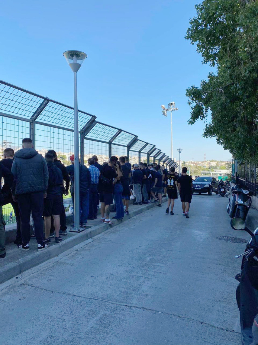 Το αδιαχώρητο σε αγώνα ποδοσφαίρου στο Νέο Ηράκλειο - Φωτογραφίες 